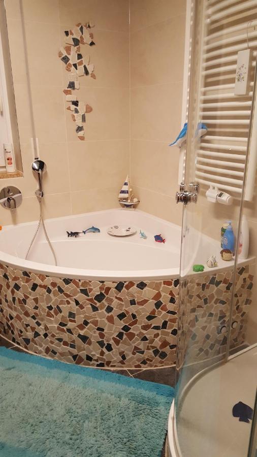 Suedlaendische Flair Apartment Нойбиберг Екстериор снимка